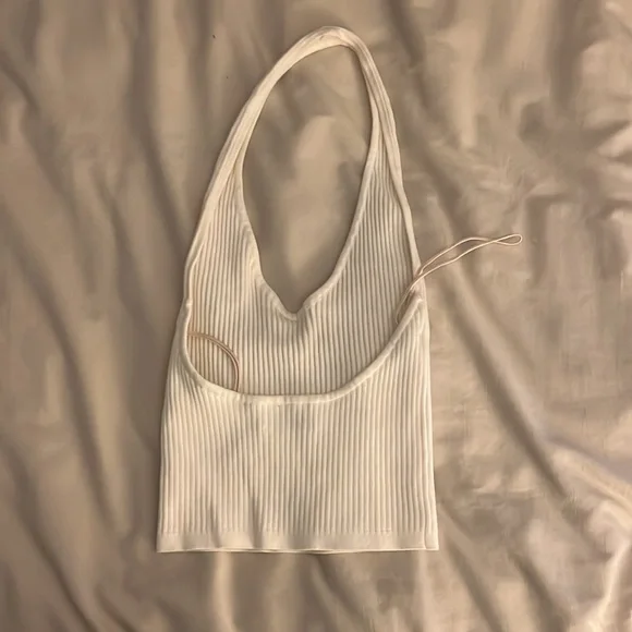 ARITZIA halter top - Picture 2 of 3